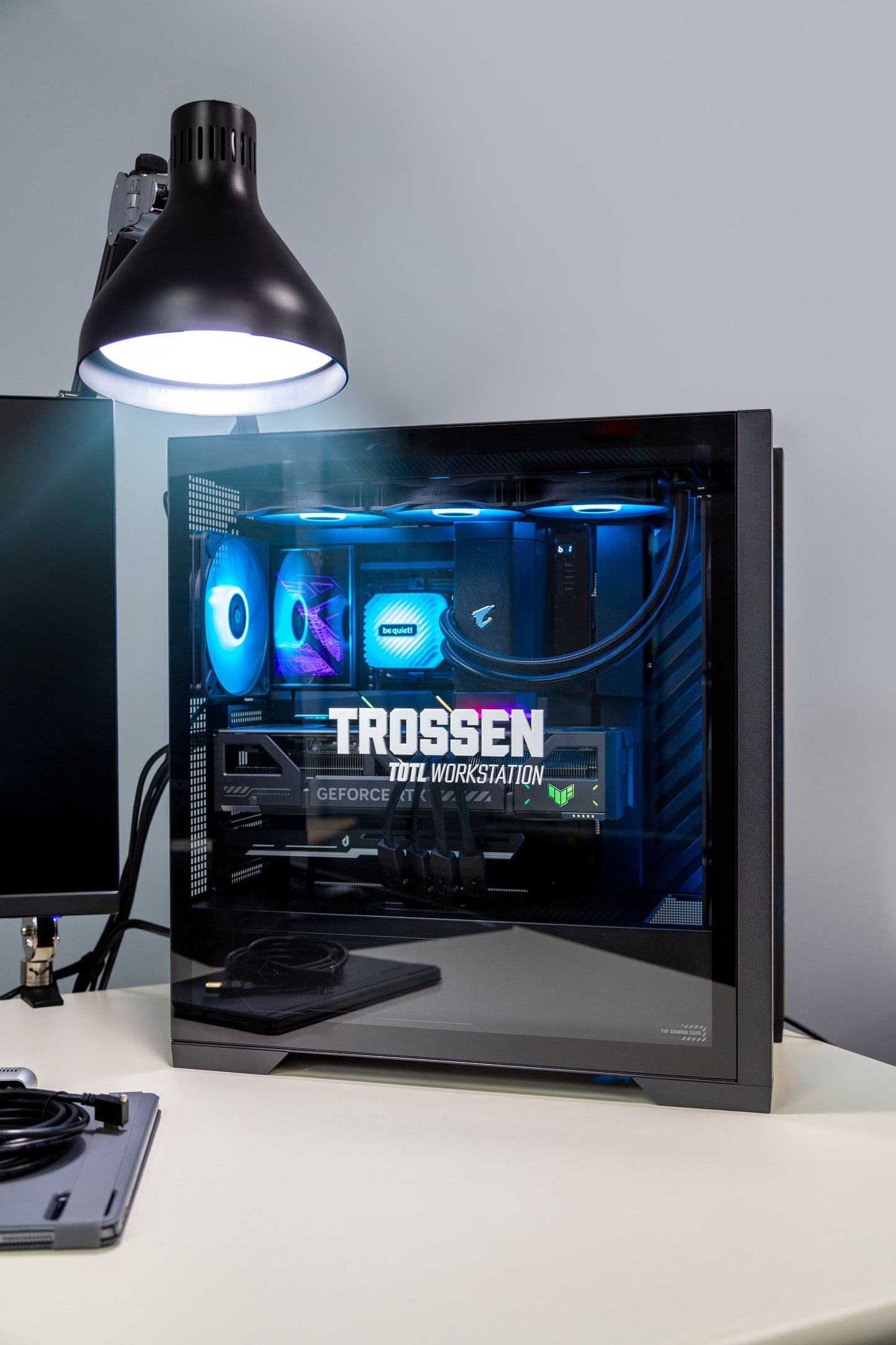 TOTL Workstation